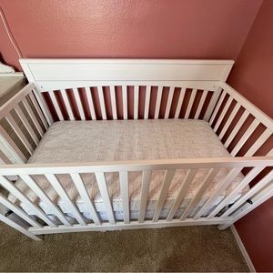 Baby crib. Great shape used for 1 year.